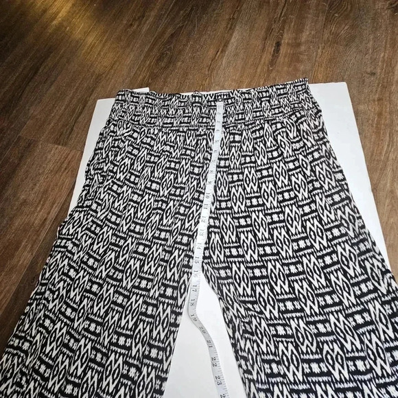 NWT Wonder Limited Morocco‎ black,white tribal palazzo plus side pants - Picture 9 of 12